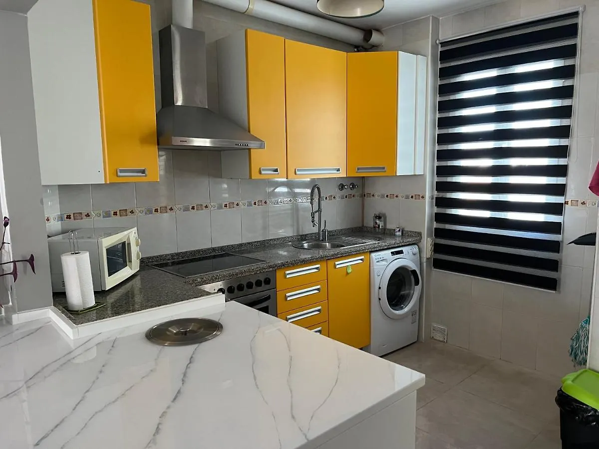 Huerto Apartment Λουθένα